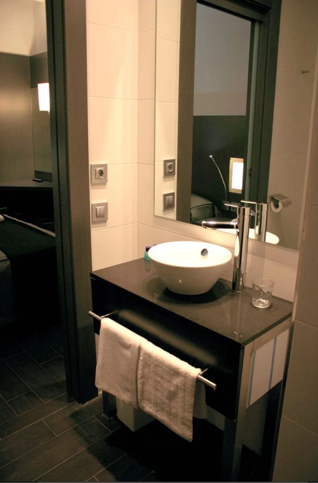 ดาเลีย รัมบลัส โฮเต็ล Hotel บาร์เซโลนา ภายนอก รูปภาพ