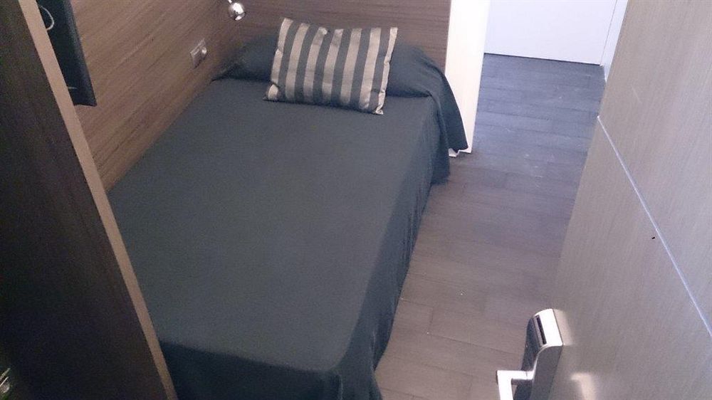 ดาเลีย รัมบลัส โฮเต็ล Hotel บาร์เซโลนา ภายนอก รูปภาพ