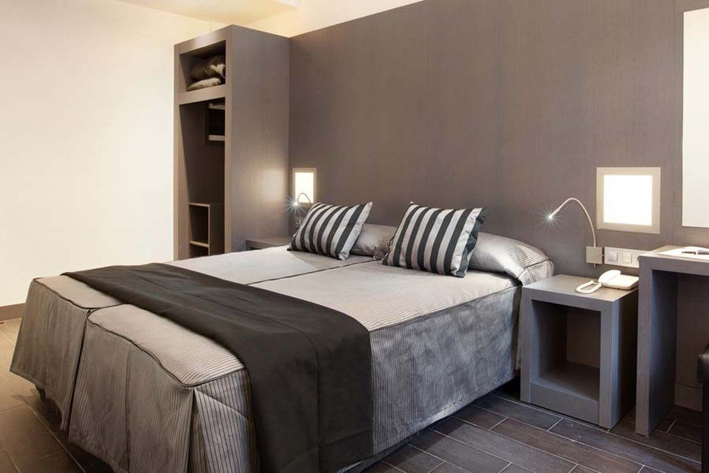 ดาเลีย รัมบลัส โฮเต็ล Hotel บาร์เซโลนา ภายนอก รูปภาพ